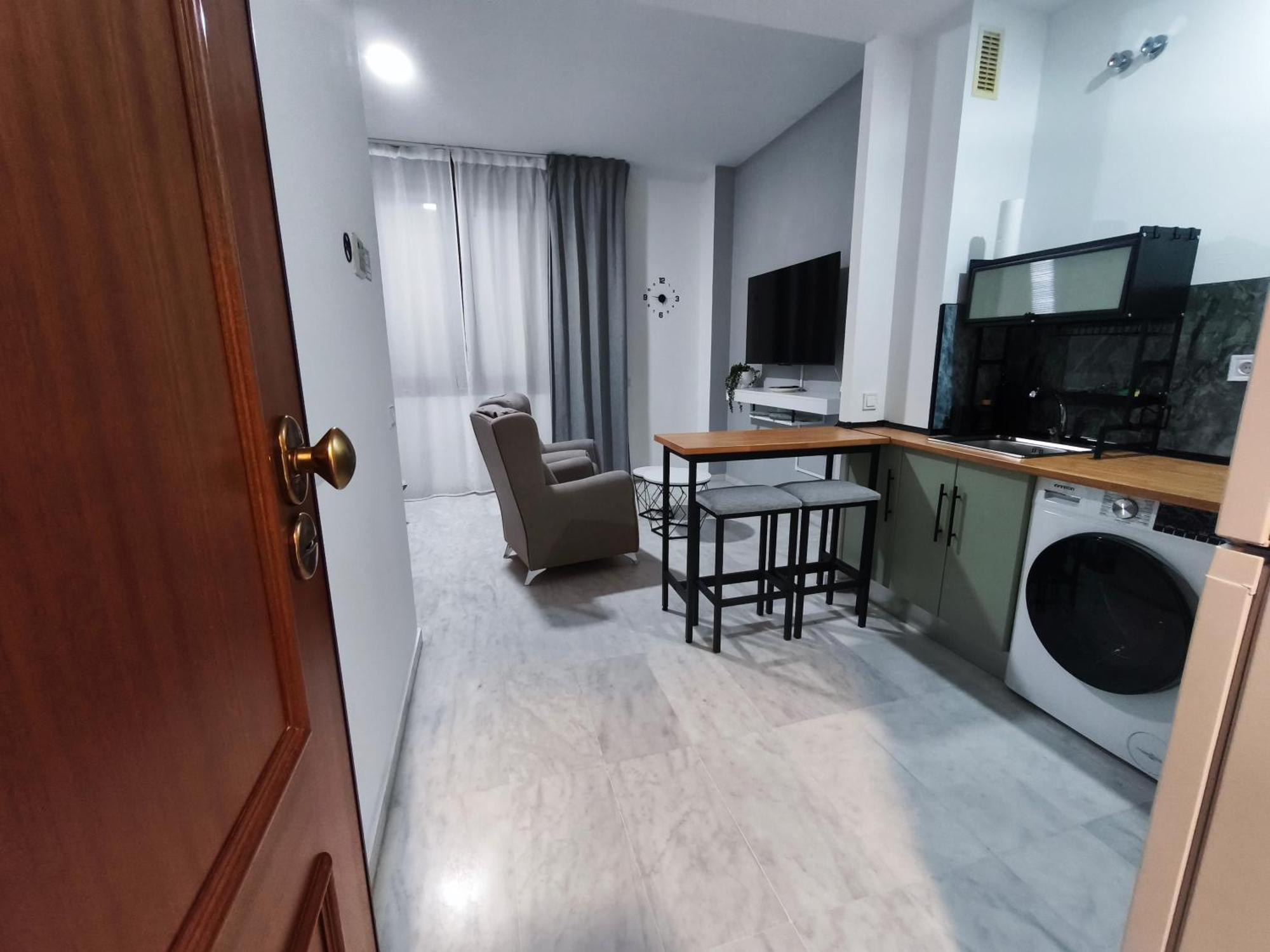 Fibes Ii Edificio Lux Apartamento Sevilla